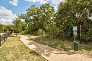 604 N Bluff Dr, Austin, TX 78745 - Photo 16