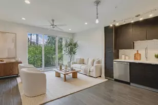 604 N Bluff Dr, Austin, TX 78745 - Photo 2