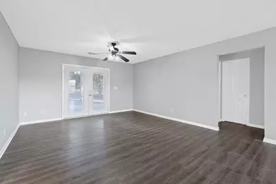 1255 Lovers Lane, Bastrop, TX 78602 - Photo 18