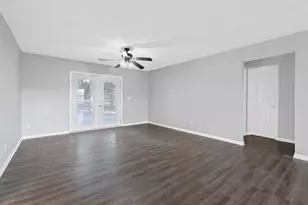 1255 Lovers Ln, Bastrop, TX 78602 - Photo 18