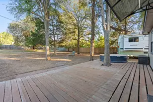 1255 Lovers Ln, Bastrop, TX 78602 - Photo 6