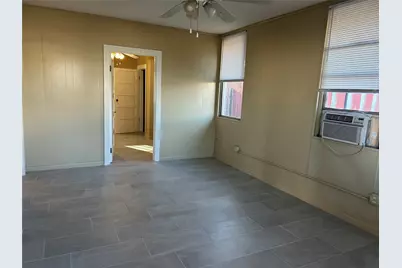 906 Haysel Street, Bastrop, TX 78602 - Photo 2
