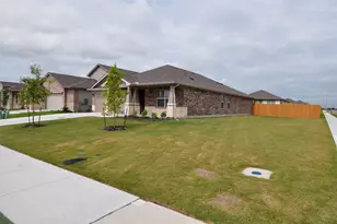 233 James River Dr, Hutto, TX 78634 - Photo 2