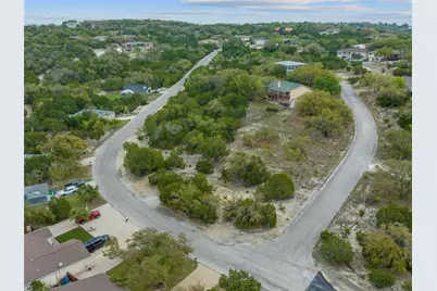 21512 Perry Cove, Lago Vista, TX 78645 - Photo 8