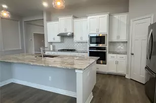812 Karst Cv, Georgetown, TX 78628 - Photo 18