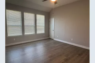 812 Karst Cove, Georgetown, TX 78628 - Photo 10