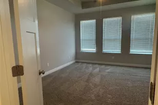 812 Karst Cv, Georgetown, TX 78628 - Photo 32