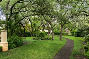 4005 Enclave Mesa Cir, Austin, TX 78731 - Photo 20
