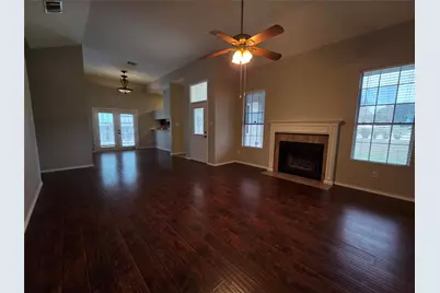 3001 Rochelle Drive, Austin, TX 78748 - Photo 4