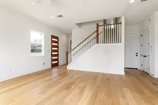 302 E 19 5 St, Georgetown, TX 78626 - Photo 6