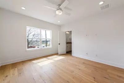 302 E 19.5 Street #302, Georgetown, TX 78626 - Photo 16
