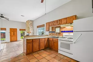 12811 River Bend St, Austin, TX 78732 - Photo 14