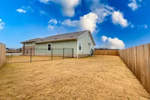 15208 Purple Drop Cv, Del Valle, TX 78617 - Photo 4