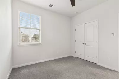1200 S 10th Street #303, Pflugerville, TX 78660 - Photo 8