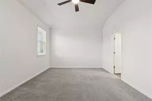 1200 S 10th St, Pflugerville, TX 78660 - Photo 14