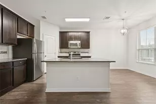 1200 S 10th St, Pflugerville, TX 78660 - Photo 4
