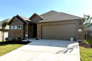 221 Seattle Slew Dr, Jarrell, TX 76537 - Photo 2