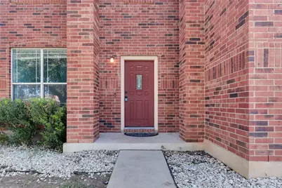 1004 W South Street, Leander, TX 78641 - Photo 2