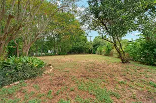 6010 Dunbury Dr, Austin, TX 78723 - Photo 36