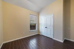 101 Creekside Villa Dr, Kyle, TX 78640 - Photo 12