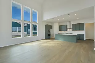 8511 Dongan Dr, Austin, TX 78744 - Photo 10