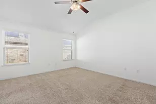 800 Bryce Canyon, Pflugerville, TX 78660 - Photo 14