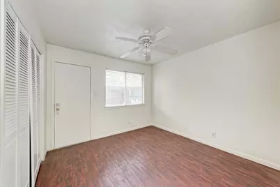 1010 W 23rd Street #5, Austin, TX 78705 - Photo 8