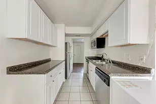 1010 W 23rd St, Austin, TX 78705 - Photo 6