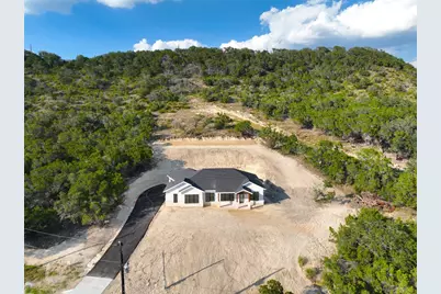 420 Sendera Hills, Canyon Lake, TX 78133 - Photo 2
