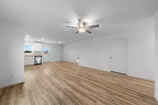 376 Low Pasture Trl, Maxwell, TX 78656 - Photo 6