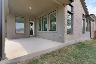 2105 Tobiano Trce, Georgetown, TX 78633 - Photo 16