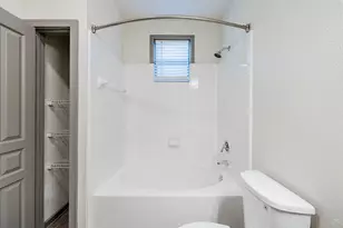 8515 S Interstate 35 Rd, Austin, TX 78744 - Photo 18