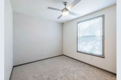 8515 S Interstate 35 Road #11102, Austin, TX 78744 - Photo 8