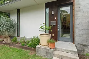 900 Karen Ave, Austin, TX 78757 - Photo 2
