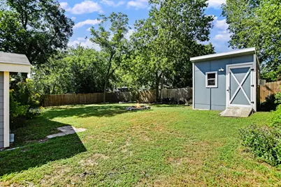 103 E Hoopes Avenue, Pflugerville, TX 78660 - Photo 20