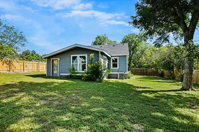 103 E Hoopes Avenue, Pflugerville, TX 78660 - Photo 18