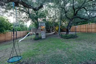 9404 Springwood Dr, Austin, TX 78750 - Photo 34