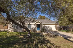 85 Ridgewood Cir, Wimberley, TX 78676 - Photo 1