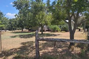 10905 S Fm 1915 Fm 1915 Hwy, Buckholts, TX 76518 - Photo 2