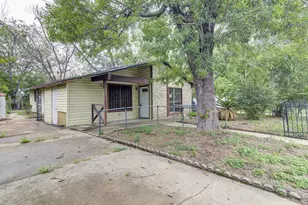 6006 Palm Cir, Austin, TX 78741 - Photo 2