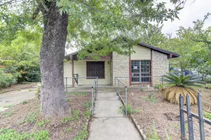 6006 Palm Cir, Austin, TX 78741 - Photo 1