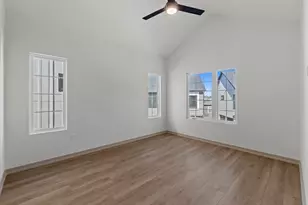 1736 Bunche Rd, Austin, TX 78721 - Photo 14