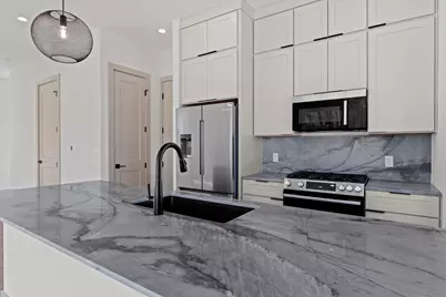 1736 Bunche Road #B1, Austin, TX 78721 - Photo 10