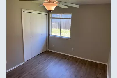 608 Greenlawn Boulevard, Round Rock, TX 78664 - Photo 16