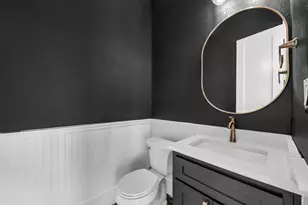 101 Silver Way W, Horseshoe Bay, TX 78657 - Photo 24