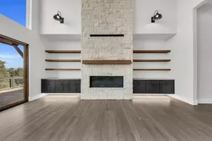 101 Silver Way W, Horseshoe Bay, TX 78657 - Photo 6