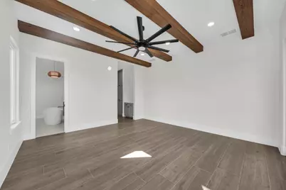 101 Silver Way W, Horseshoe Bay, TX 78657 - Photo 16