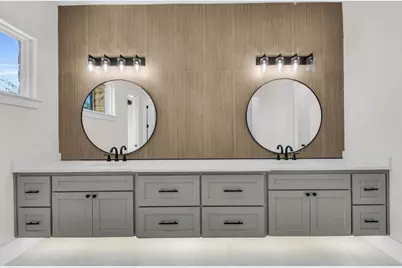 101 Silver Way W, Horseshoe Bay, TX 78657 - Photo 18