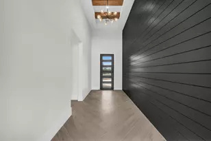 101 Silver Way W, Horseshoe Bay, TX 78657 - Photo 2