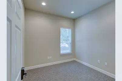 2301 S Bagdad Road #301, Cedar Park, TX 78613 - Photo 16